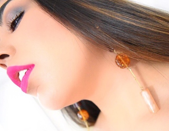 2017-08-10-1502368429-9806152-HelenaGomezBeautChicMakeup.jpg
