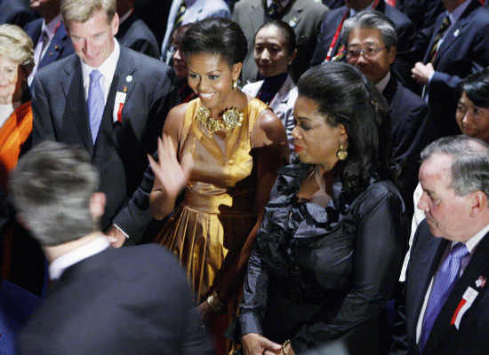 Oprah and First Lady Michelle Hope The Dogs Are Fine!