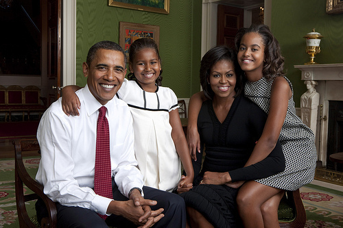 Obama Family Photo By Annie Leibovitz Released