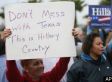 Clinton's Texas Ground Game Plunges Into Chaos