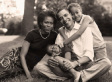 Obamas Send Out 'Season's Greetings' Cards