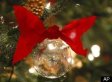Flight diverted because of Christmas ornament