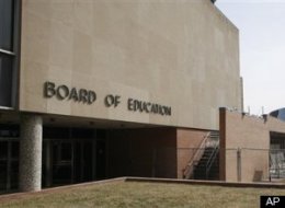 http://images.huffingtonpost.com/gen/148083/thumbs/s-CLOSING-SCHOOLS-large.jpg