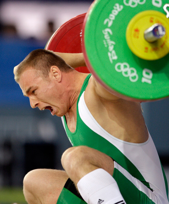 naked female weight lifter