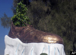 Shoe