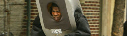 Tracy Morgan The Cell Phone And The Real Spider Man: HuffPost's Caption Contest!