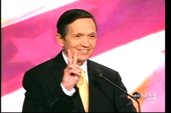 2007-08-19-PeaceKucinich.JPG