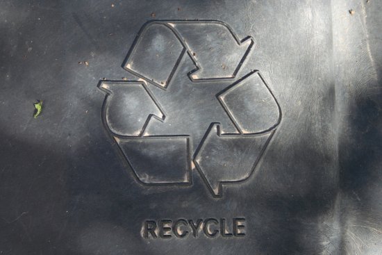 2008-07-17-recyclebinphoto.jpg