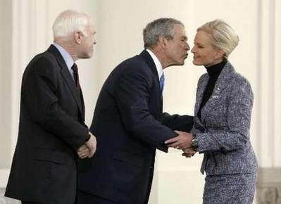 2008-07-29-images-cindymccain3.jpg