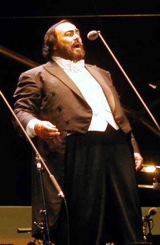 2008-09-19-Luciano_Pavarotti_15.06.02_cropped.jpg