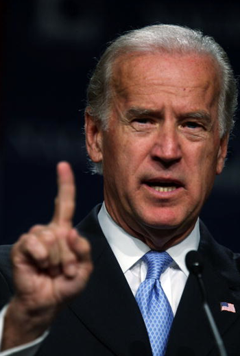 2008-10-06-bidenfinger.png