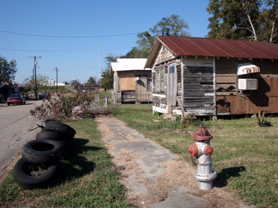 2008-10-22-neighborhood.jpg