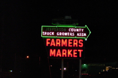 2008-11-04-NeonFarmersMarket.jpg