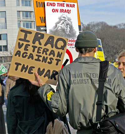 2008-11-12-iraqveteransagainstthew.gif