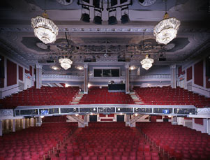 2008-11-26-theatre_1.jpg