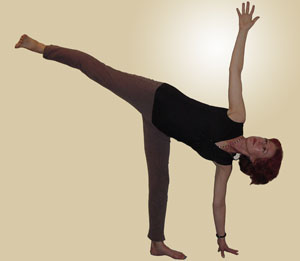 2008-12-09-raven_adha_chandrasana.jpg