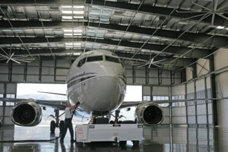 2008-12-11-hangar3.jpg