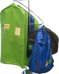 2009-01-23-GreenGarmentBag1.jpg