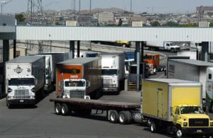 2009-03-12-mexicanbordertrucks.jpg