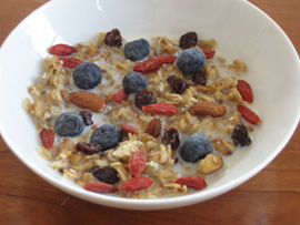 2009-04-02-tamra_davis_granola.jpg