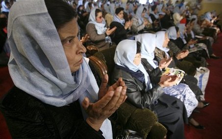 2009-04-07-Afghanwomen.jpg