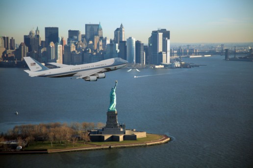 air force one statue of liberty