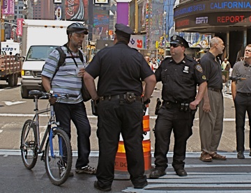 2009-05-25-bikecopsmall.jpg