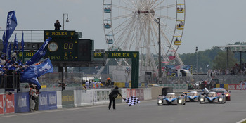 2009-06-14-peugeotswinlemans2009.jpg