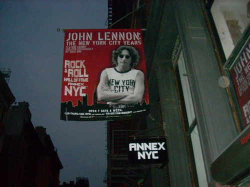 2009-09-09-Lennon.JPG