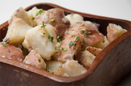 2009-10-07-warm_potato_salad.jpg