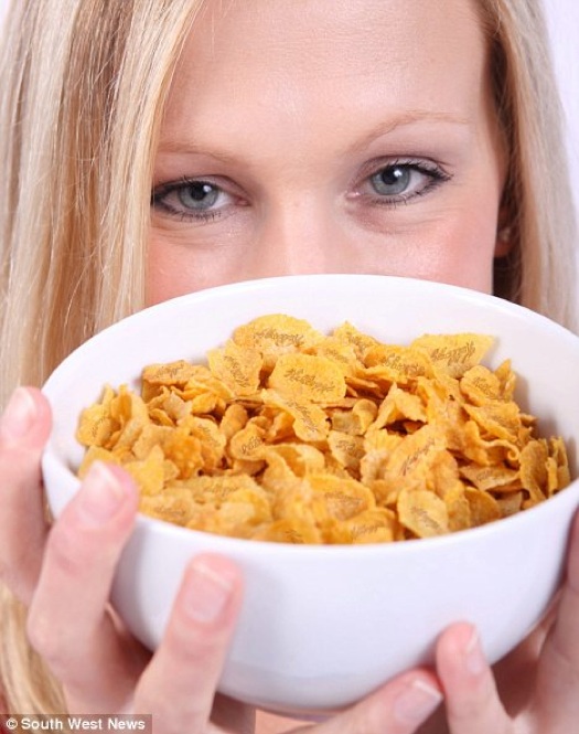 2009-10-14-KelloggstoLaserEtchtheirLogoonIndividualCornFlakes.jpg