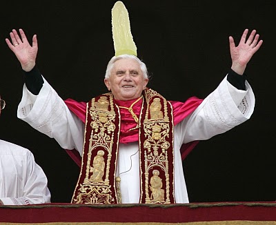 2010-04-11-New_Pope_Color_1.jpg