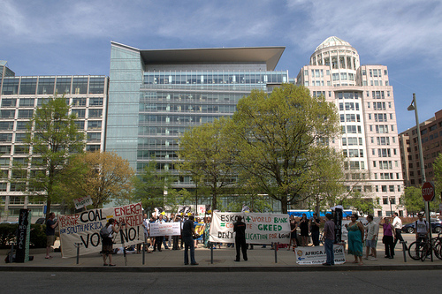 2010-04-14-images-coalprotest.jpg