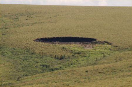 2010-04-22-Deweysinkhole.jpg