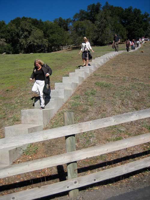 2010-06-16-NaumanStairway.jpg