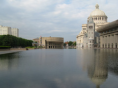 2010-06-21-ChristianScienceCenter.jpg