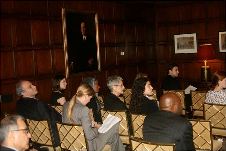 2010-06-29-Muslims_NonMuslims_Hear_Harvard_Club_E.jpg