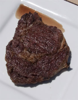 2010-06-29-ribeye_seared.jpg