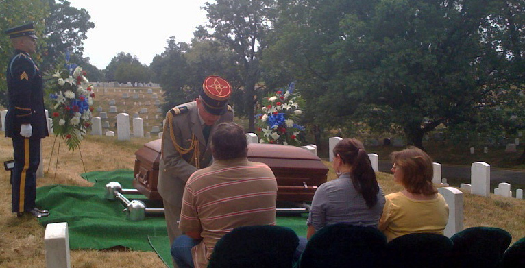 2010-07-12-WWIfuneral3.jpg