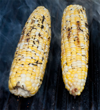 2010-07-21-grilling_corn.jpg