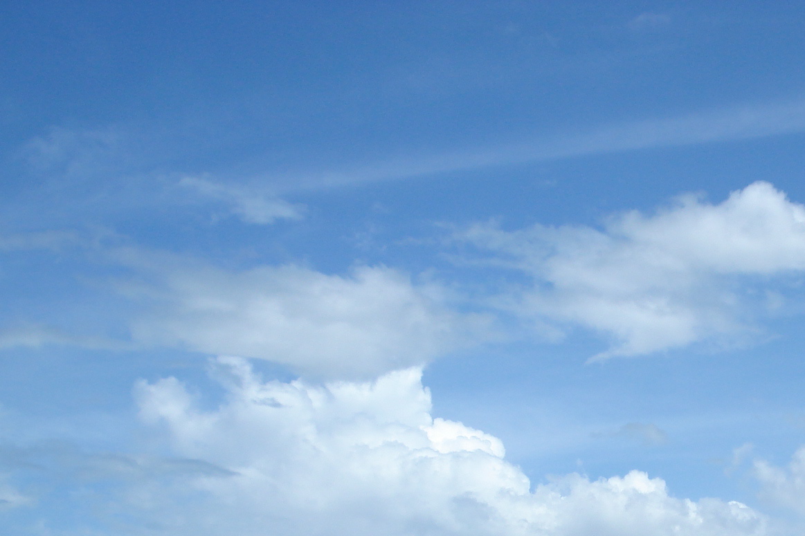 2010-07-25-Fuzzy_Clouds.jpg