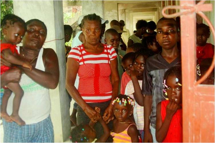 2010-08-16-Haitian_Leadership_Mentoring_Program_Growing_Leogane_D.jpg