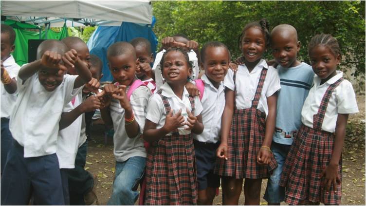 2010-08-16-Haitian_Leadership_Mentoring_Program_Growing_Leogane_G.jpg
