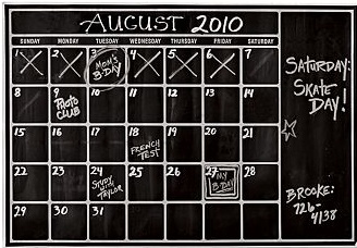 2010-08-16-chalkboardcalendar.jpg