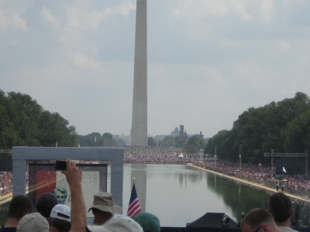 2010-08-28-GlennBeckRally005.jpg