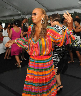 2010-08-31-77__Susan_L._Taylor_on_the_dance_floor.jpg