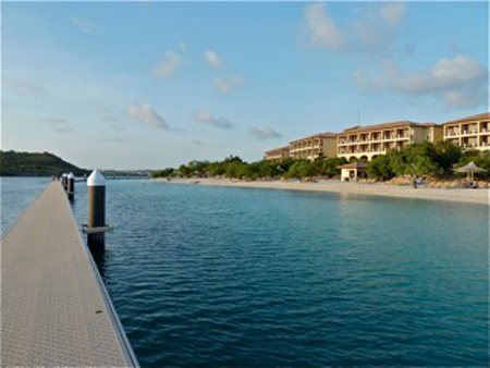 2010-09-10-7.HyattBeachandPieratHyattRegencyCuracaoGolfResortSpaandMarina.jpeg