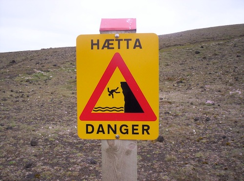 2010-09-13-HugeWaterfallDangersign.jpg