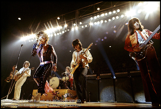 2010-09-22-72Stonesonstage_blog_exile.jpg