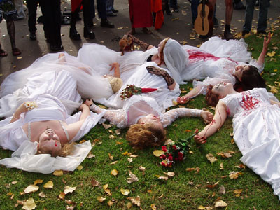 2010-09-22-brides1.jpg